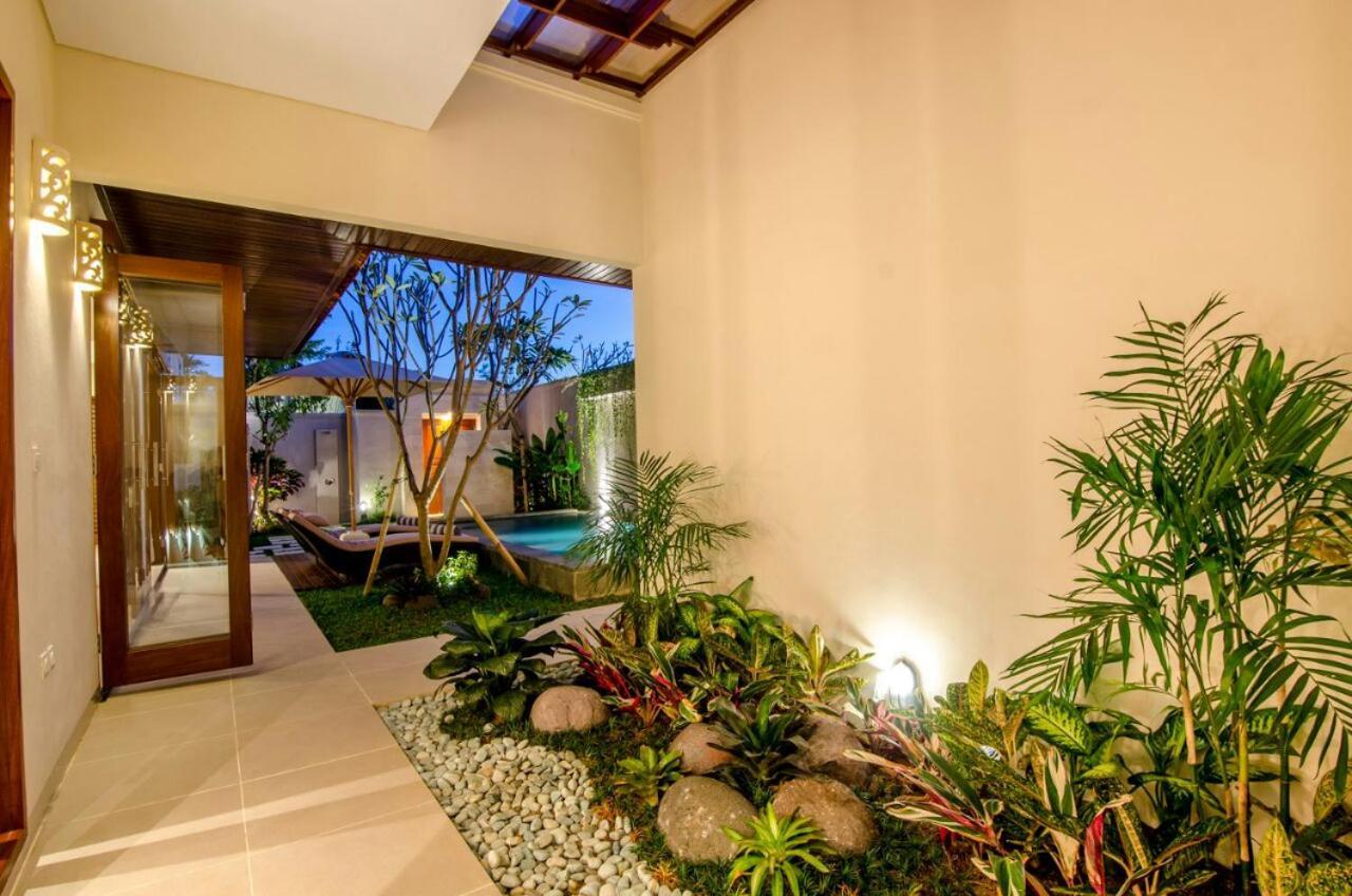 Kesari Haven Villa Sanur Buitenkant foto