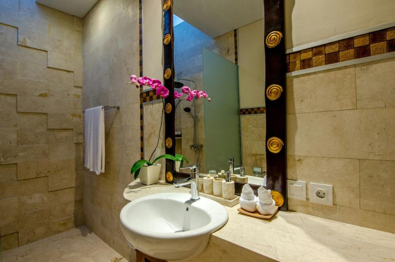 Kesari Haven Villa Sanur Buitenkant foto